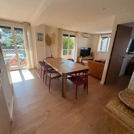 Le Corail, Terrasse, Parking Prive, A 5min Apartment Sanary-sur-Mer
