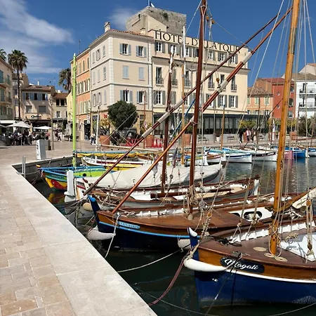 Apartment Le Corail, Terrasse, Parking Prive, A 5min Sanary-sur-Mer